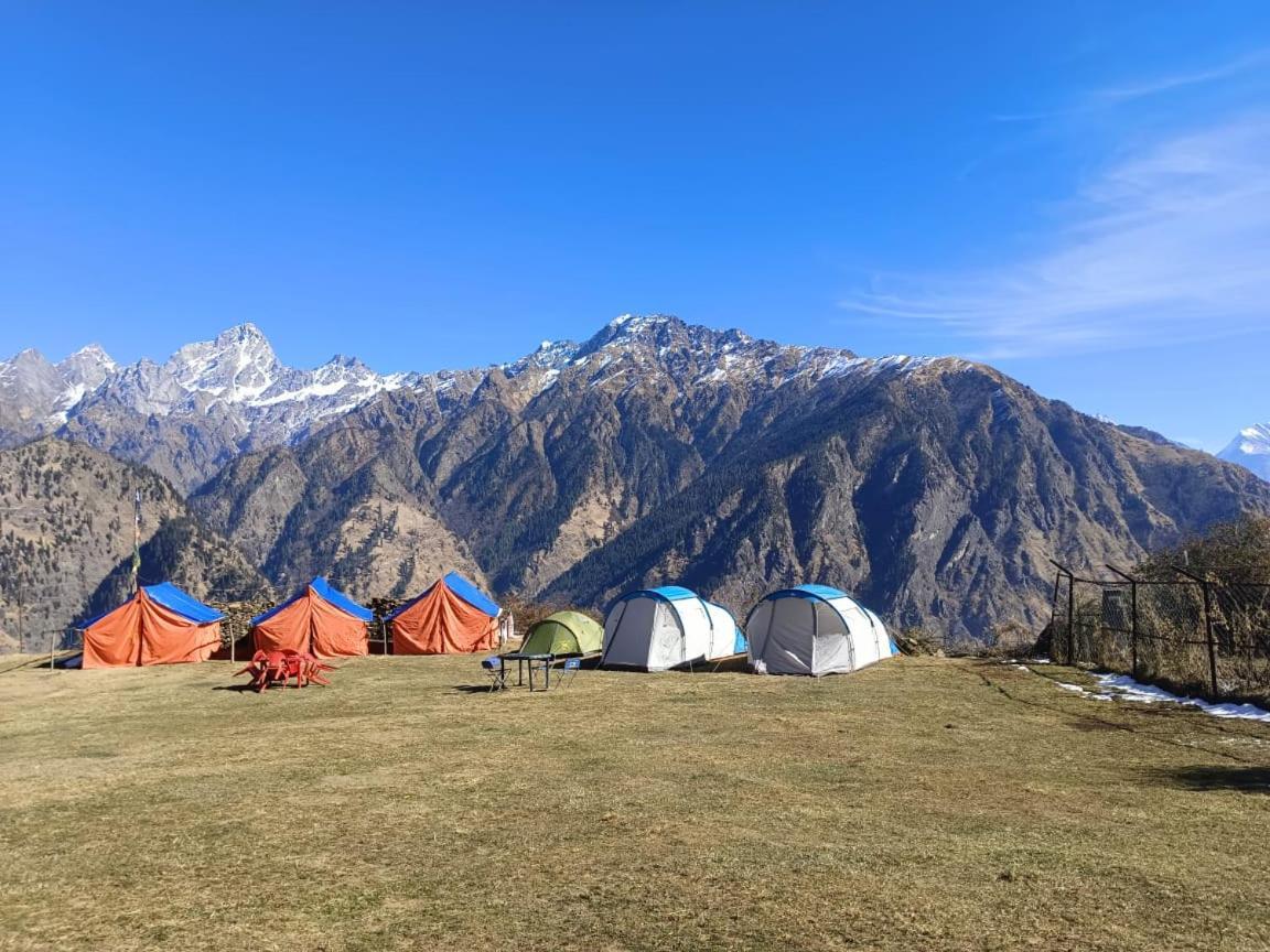 Himalayanbuddhaadventureaulicamp Hotel Joshīmath Exterior foto