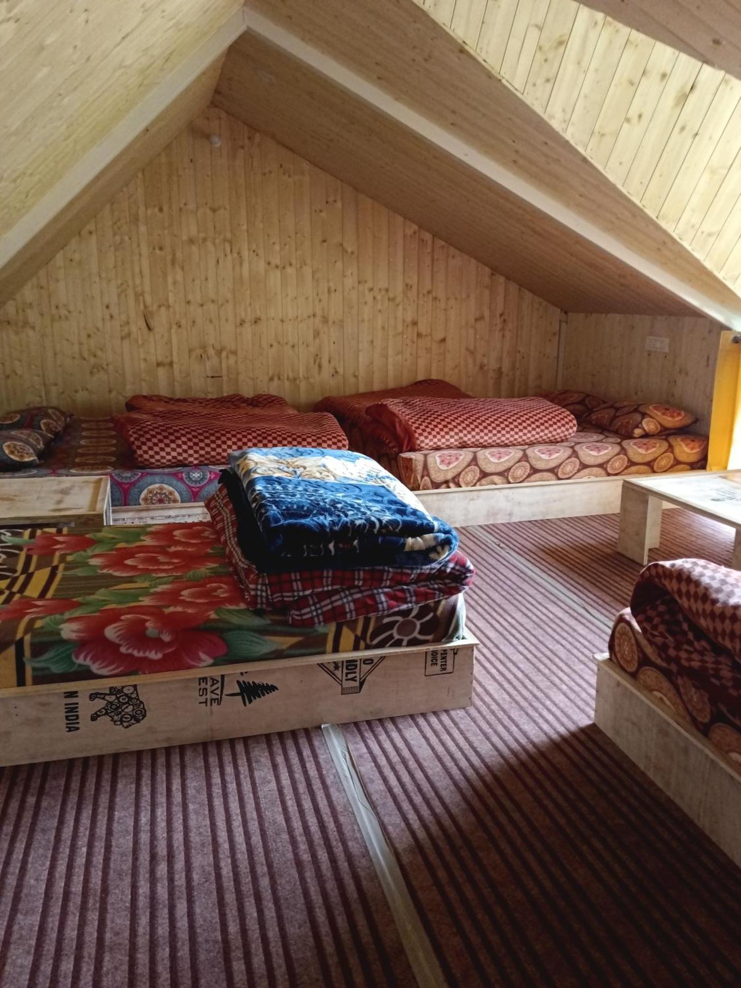 Himalayanbuddhaadventureaulicamp Hotel Joshīmath Exterior foto